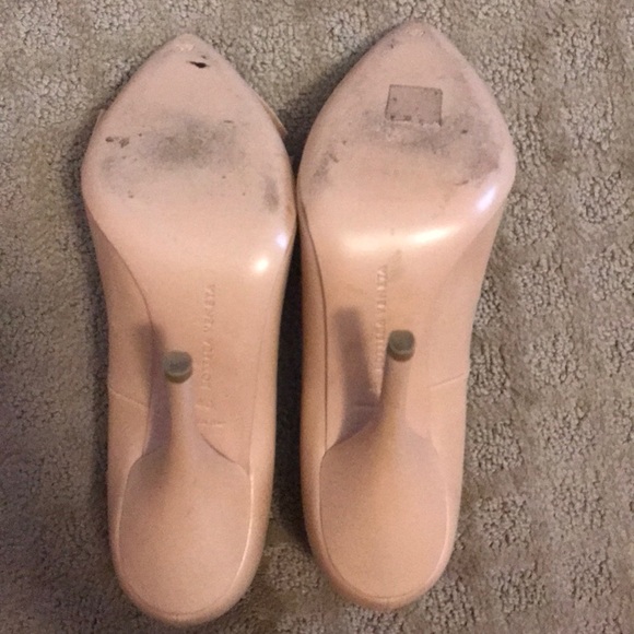 Bottega Veneta Nude Heels - Picture 3 of 5